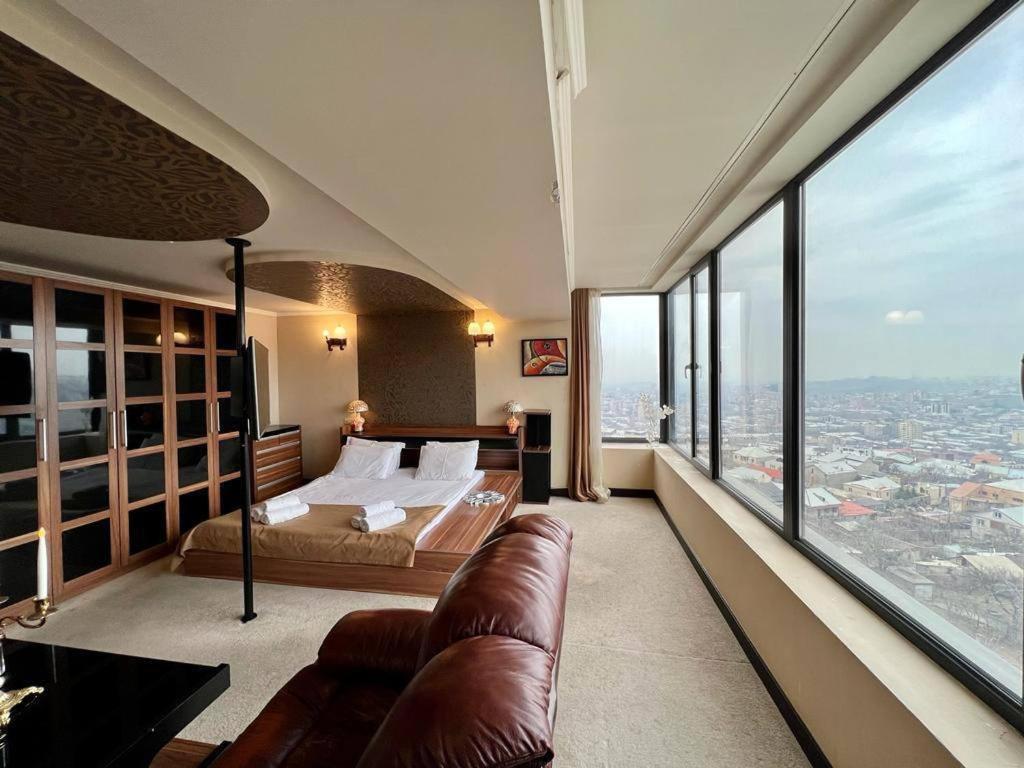 Elegant Hostel Єреван Екстер'єр фото