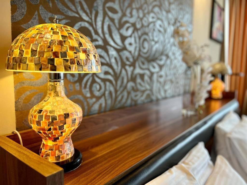 Elegant Hostel Єреван Екстер'єр фото