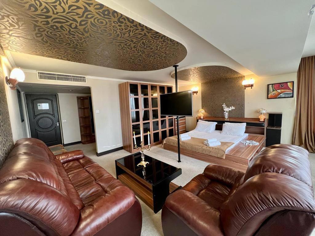 Elegant Hostel Єреван Екстер'єр фото