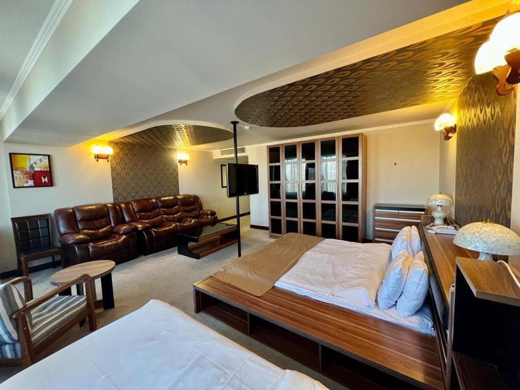 Elegant Hostel Єреван Екстер'єр фото