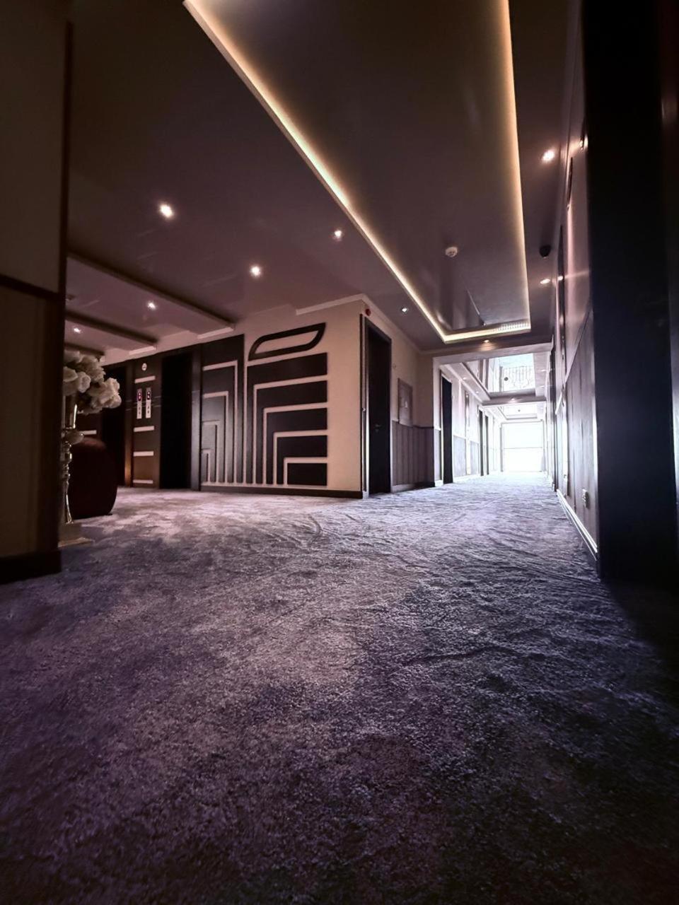 Elegant Hostel Єреван Екстер'єр фото