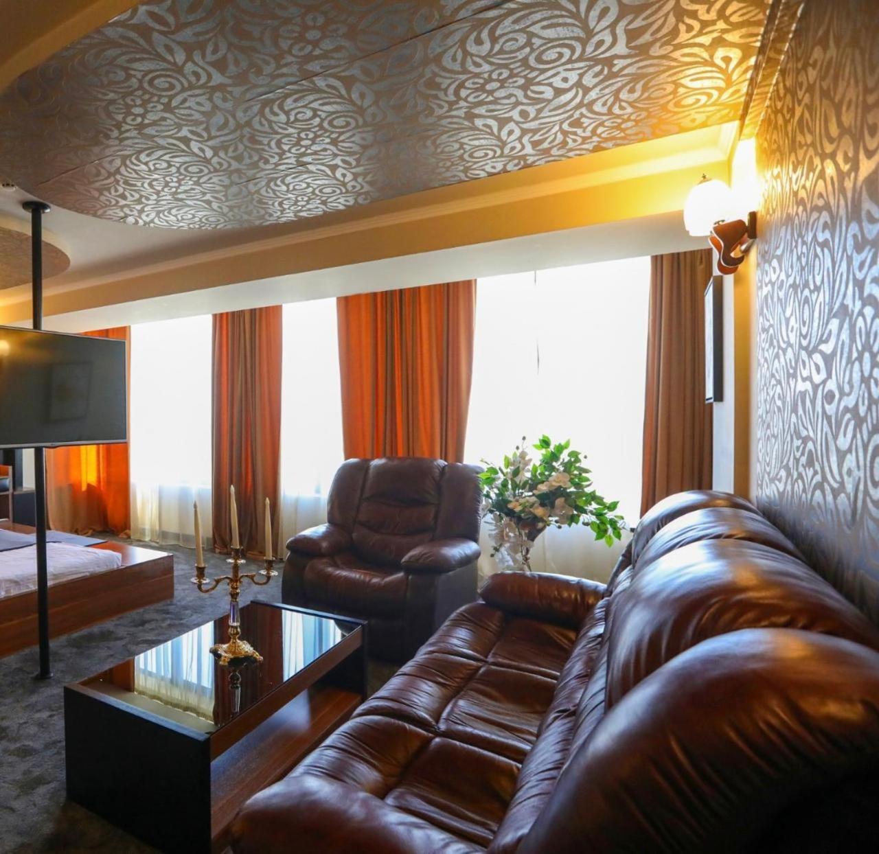 Elegant Hostel Єреван Екстер'єр фото